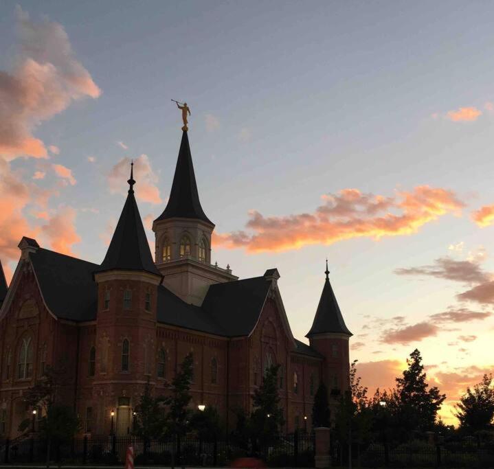 오렘 Utah Valley Retreat - Luxurious Self Check-In Apt, Uvu Byu, Ev Charge 아파트 외부 사진
